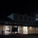早朝のJR折尾駅